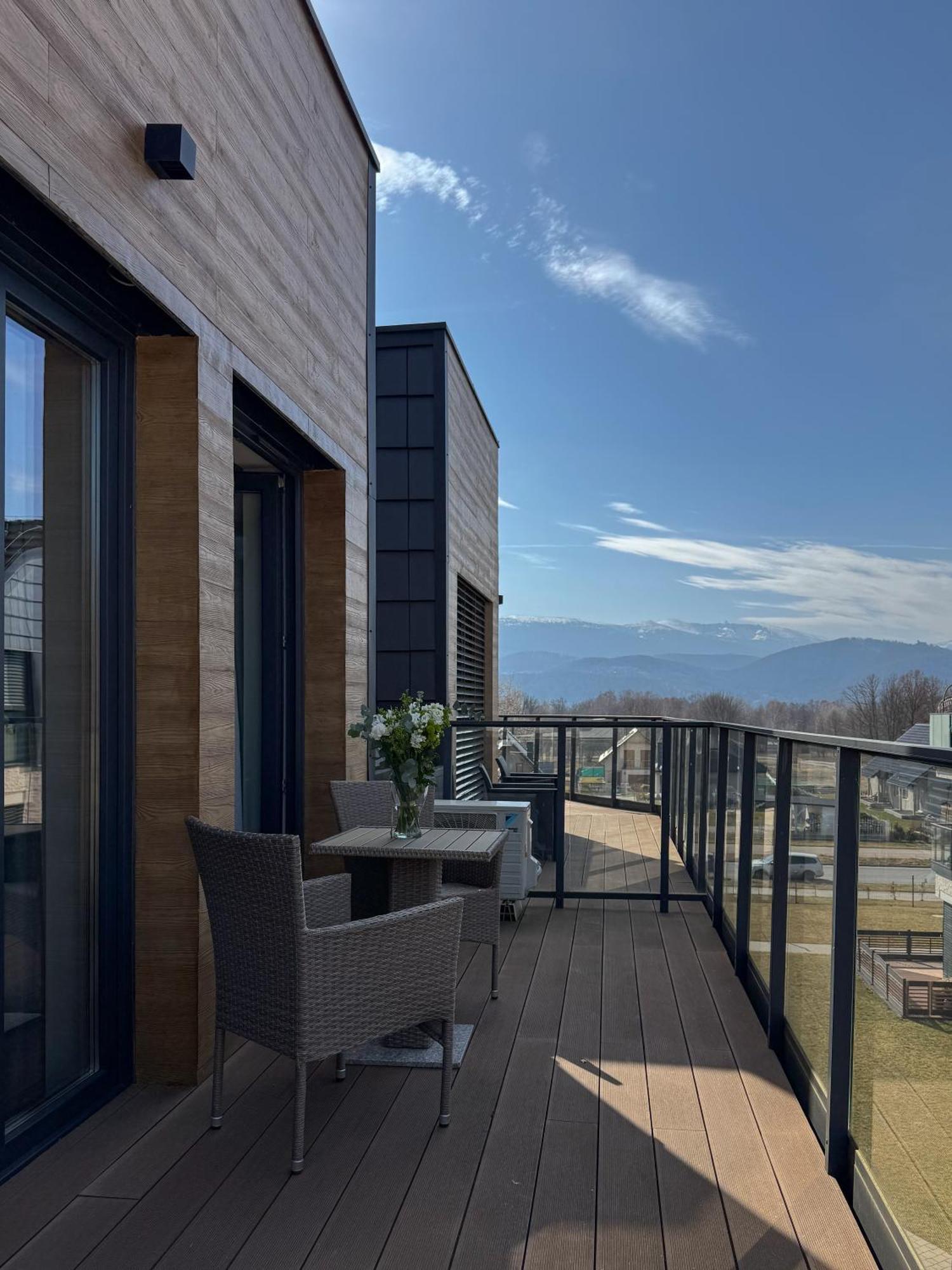 Apartament Krzysztofa Bochusa イェレニャ・グーラ エクステリア 写真