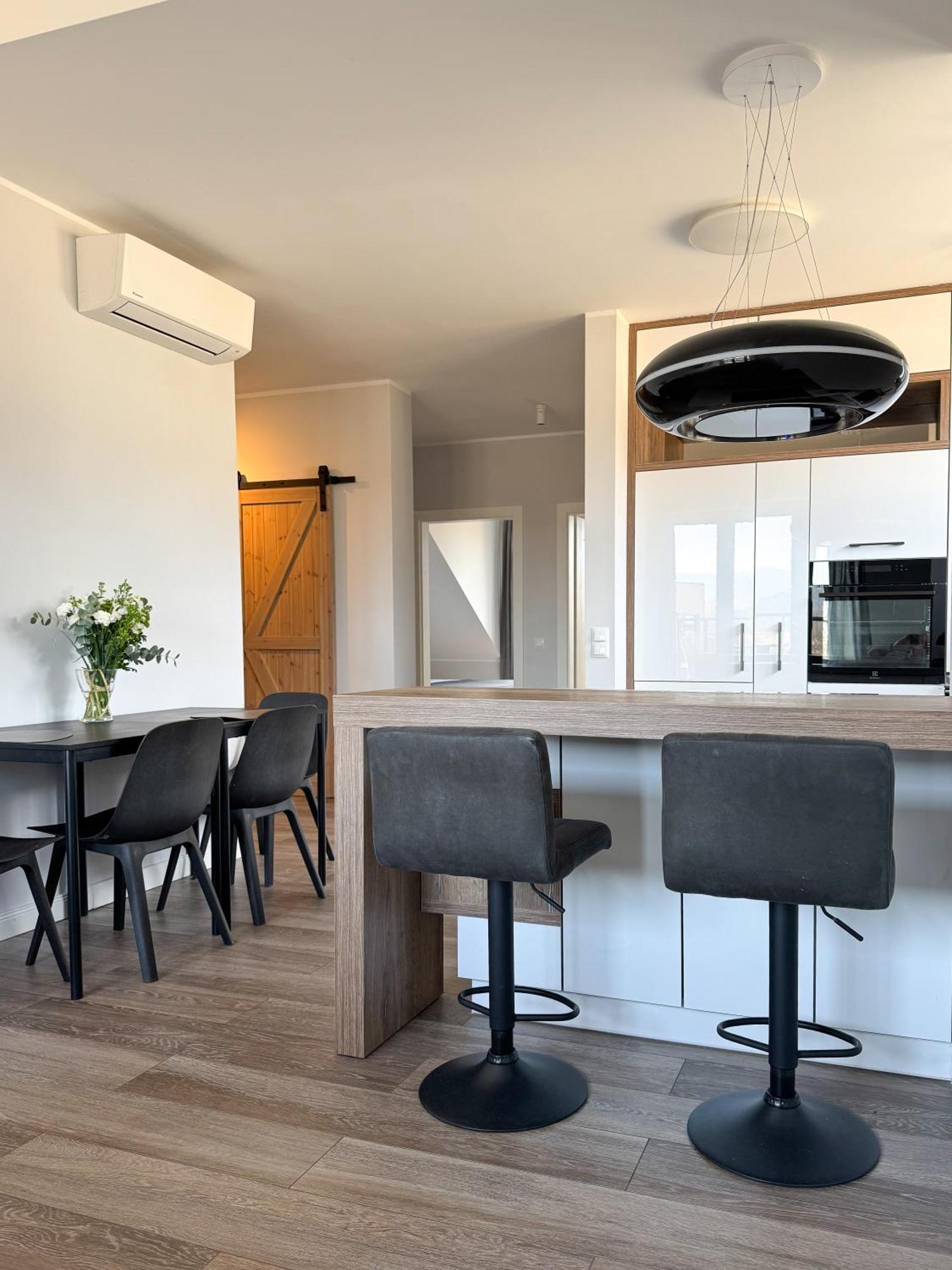 Apartament Krzysztofa Bochusa イェレニャ・グーラ エクステリア 写真