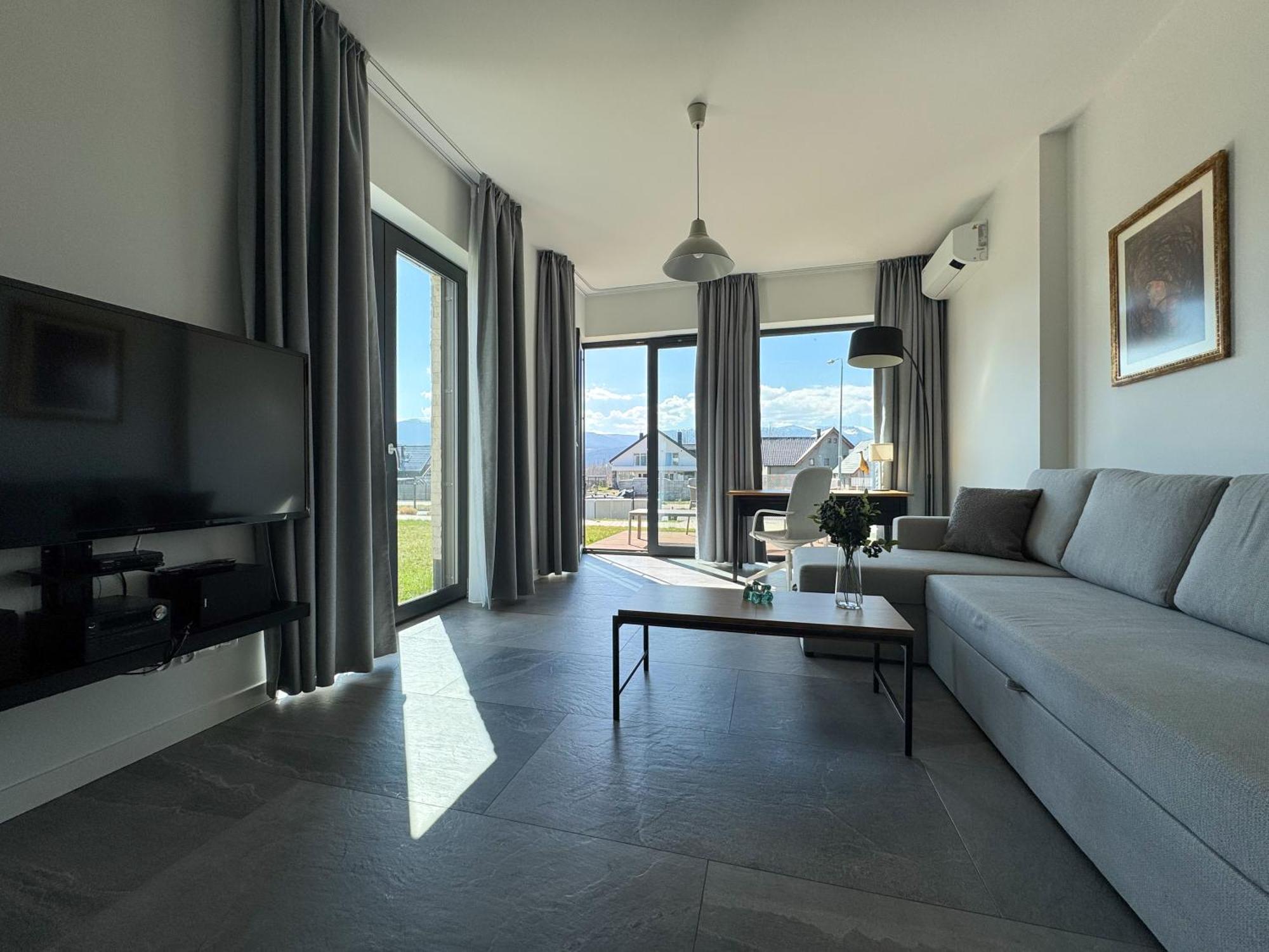 Apartament Krzysztofa Bochusa イェレニャ・グーラ エクステリア 写真