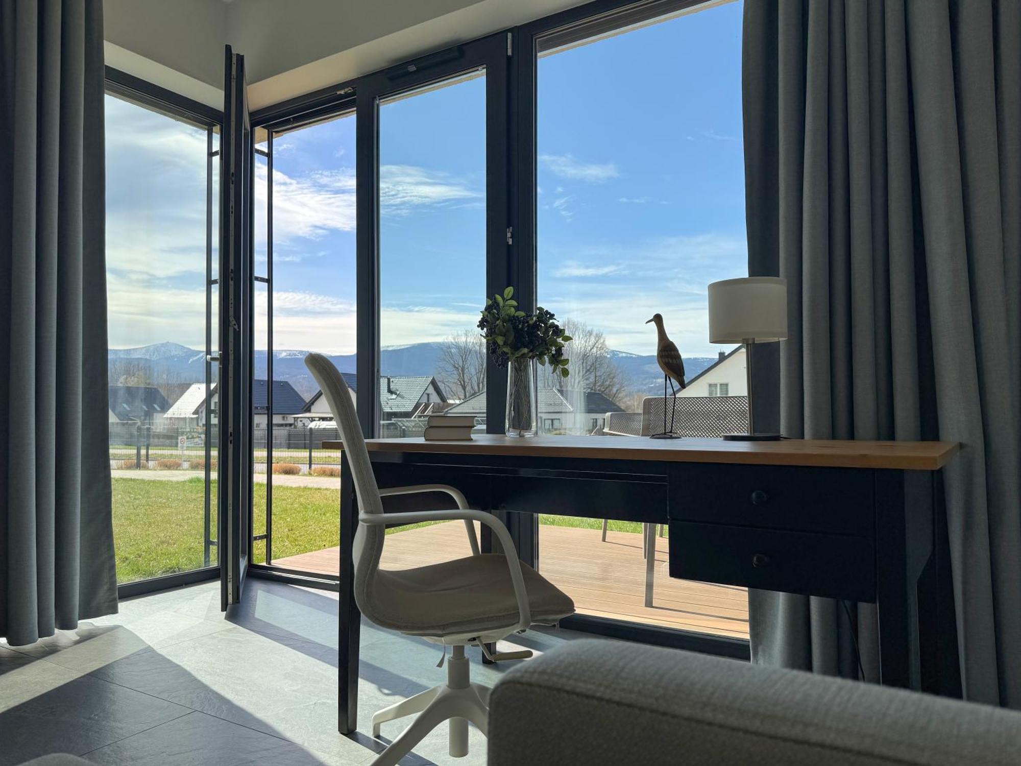 Apartament Krzysztofa Bochusa イェレニャ・グーラ エクステリア 写真